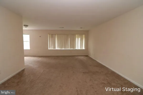 18614 WALKERS CHOICE RD 5
