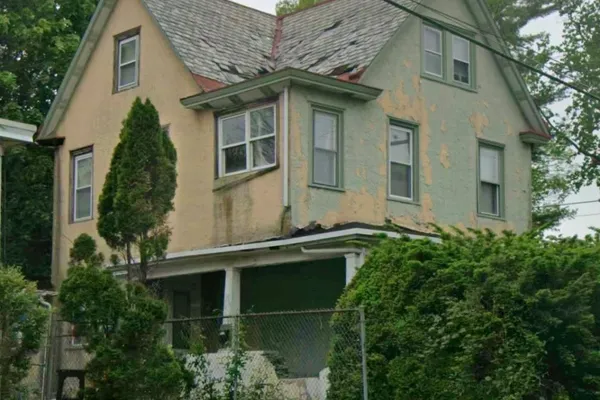 2 CENTRAL AVE