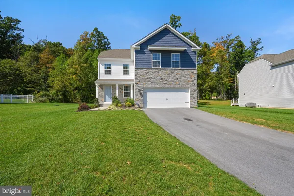 103 CORNWALL PL