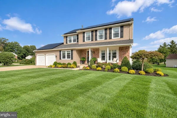 10 OXFORD DR