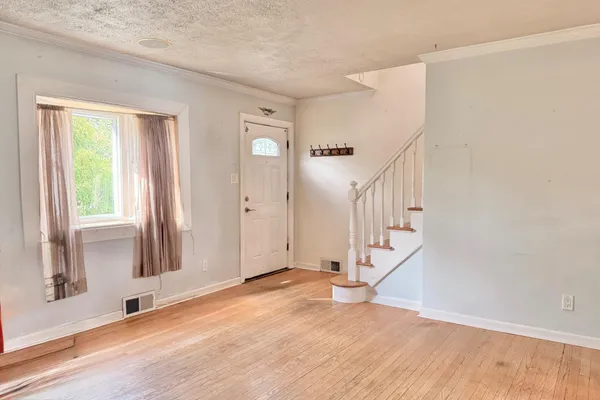 17 BERGEN AVE