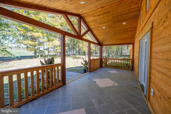 3496 OLD MORGANTOWN RD