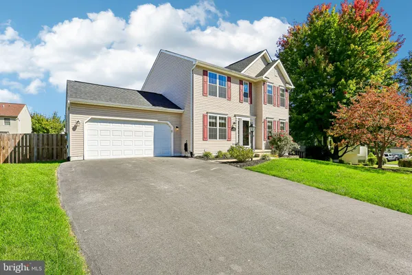 4304 FERRY HILL CT
