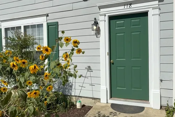 118 RIDGEVIEW CT