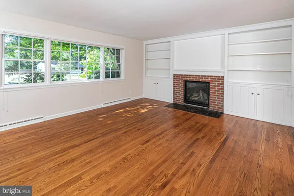 19 PARDOE RD