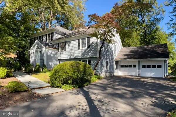19 PARDOE RD