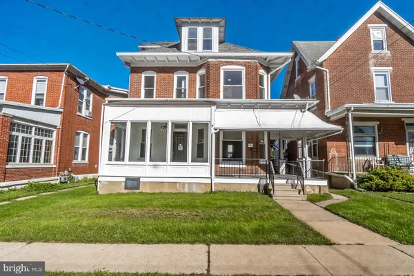 107 S HOME AVE