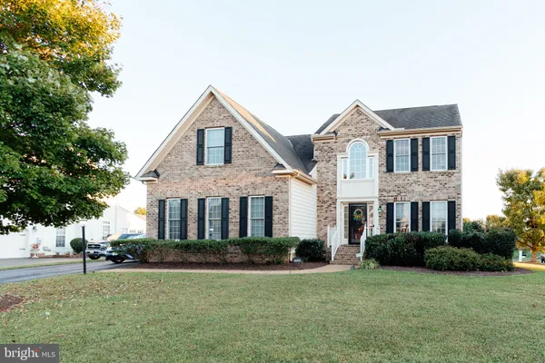4327 FOX TROTTER DR