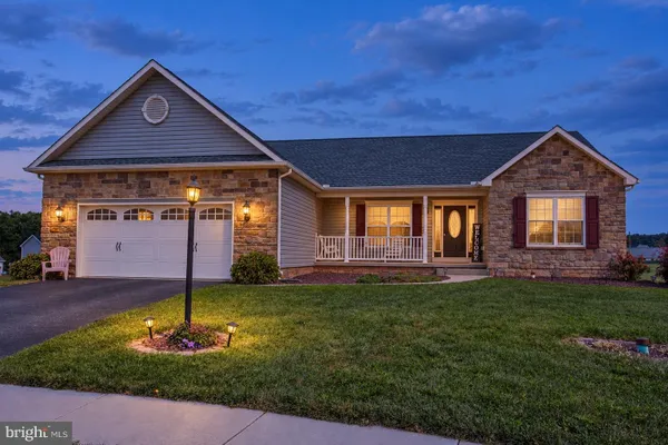 16 CLOVER CT