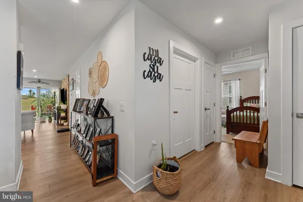 42 COTTAGE ST