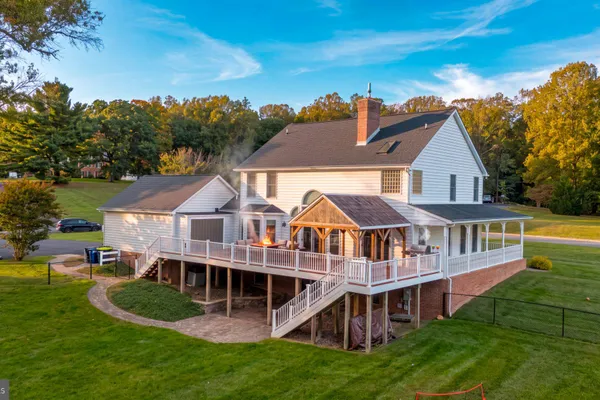 2306 COOL WOODS CT