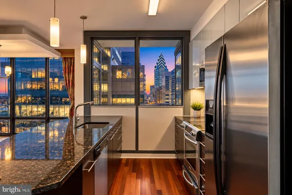 2101 MARKET ST 3507