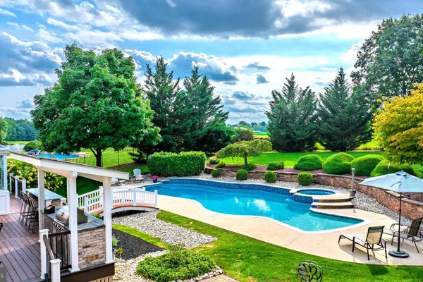 1429 HEATHER RIDGE DR