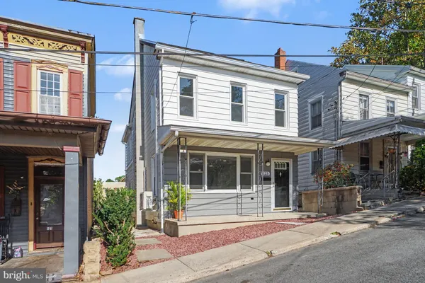 123 HIGH ST
