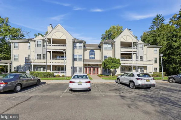 114 CASCADE CT 2
