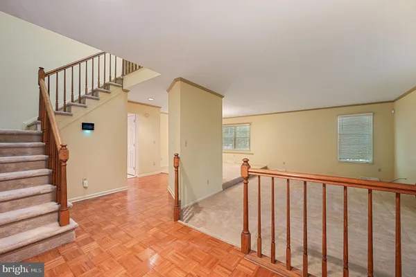 176 BURNING TREE RD