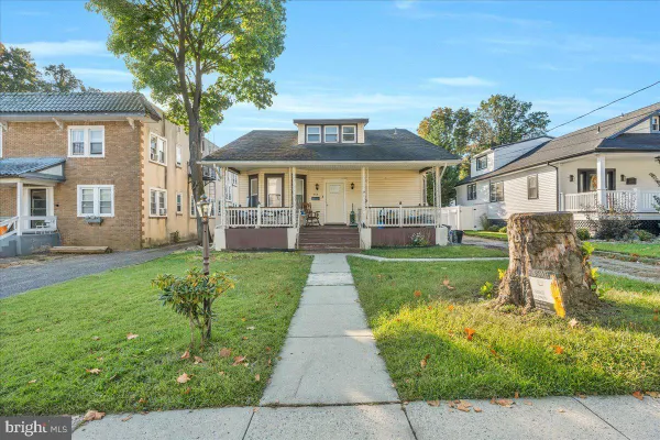 110 E BETTLEWOOD AVE