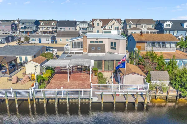 36 LINDA RD