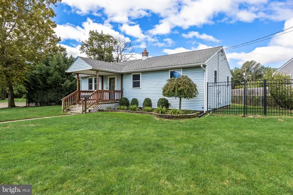 429 HUBBS DR