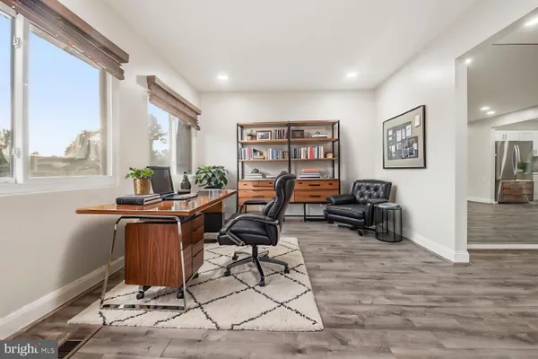 1 STONEHENGE CIR 9