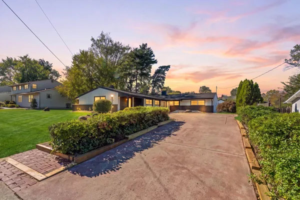 415 GARDEN STATE DR