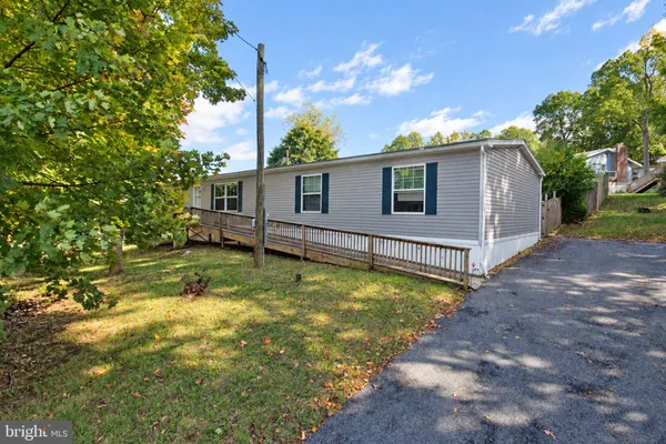 1410 HAY RD