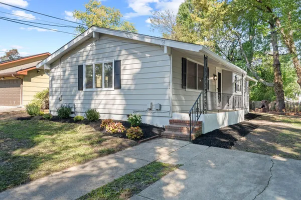 145 AVON AVE