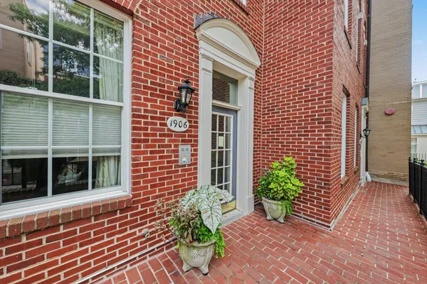 1906 KALORAMA PL 47