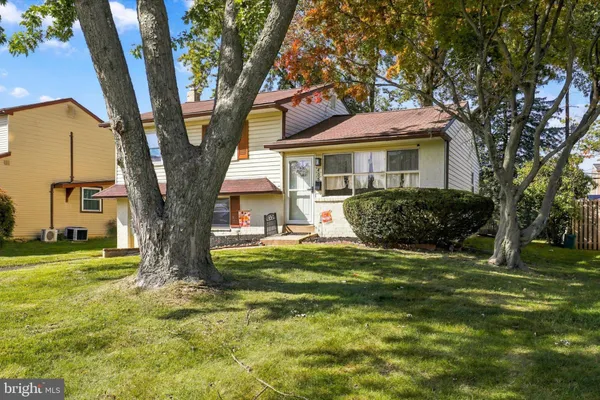 405 GOODWIN RD