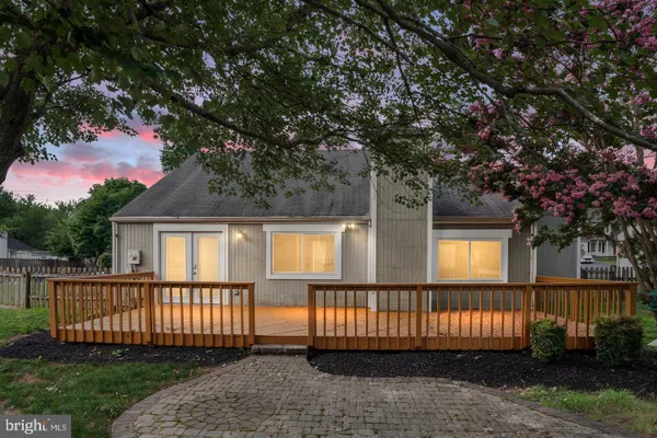 408 ARKANSAS AVE