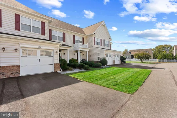 130 SANDRIDGE CT
