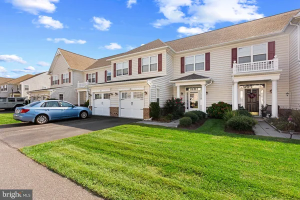 130 SANDRIDGE CT