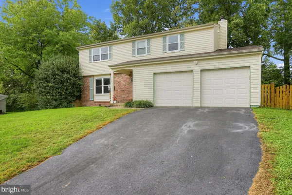 1741 WHITEWOOD LN