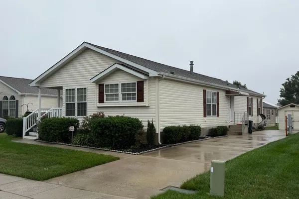 3501 S LINCOLN AVE 67