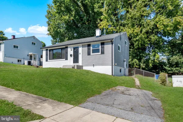 506 BARRYMORE DR