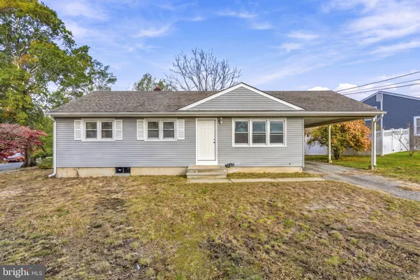 186 WEDGEWOOD DR