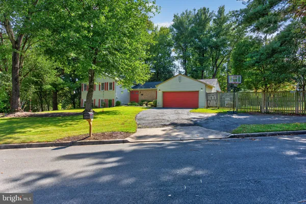 1521 GINGERWOOD CT