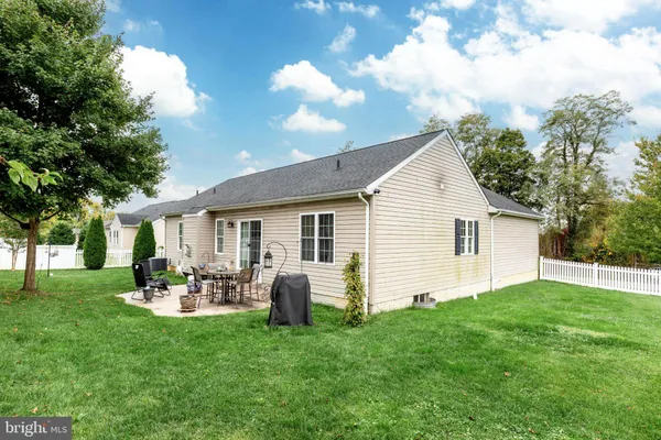 295 MARING DR