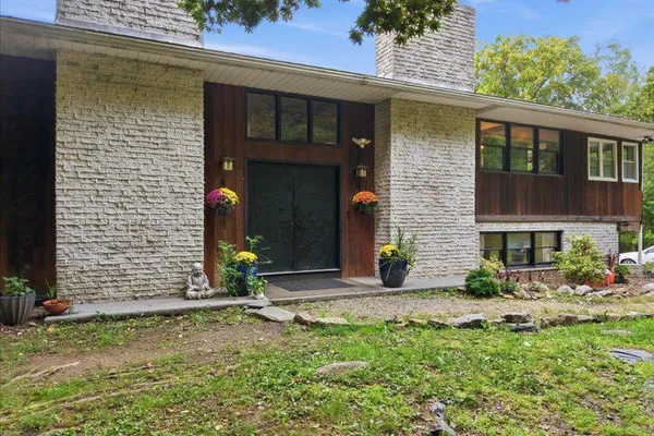 822 SEMMELS HILL RD