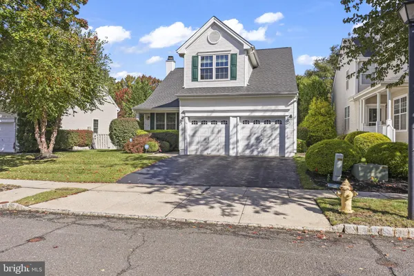 36 STONERIDGE DR