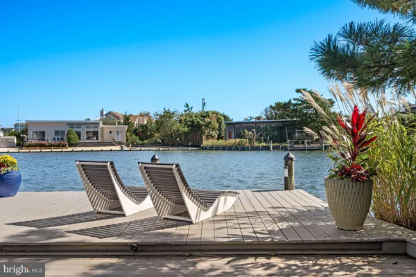 59 BAYVIEW DR