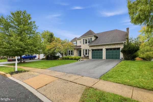 244 FREELAND DR