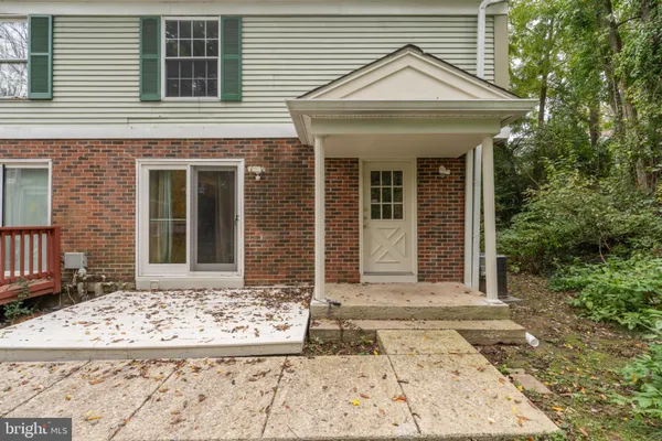72 RIDGELAWN RD D