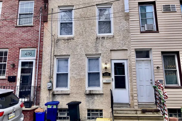 418 EMILY ST