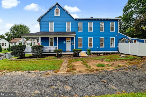3502 HAMILTON AVE