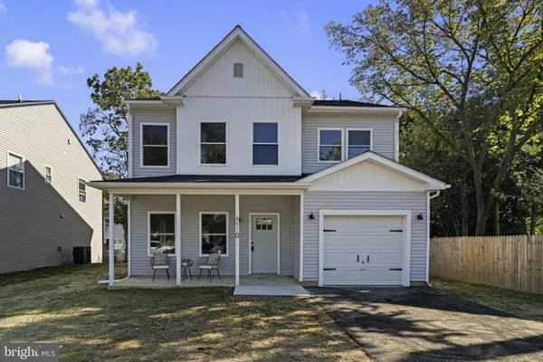 8510 ORCHARD AVE