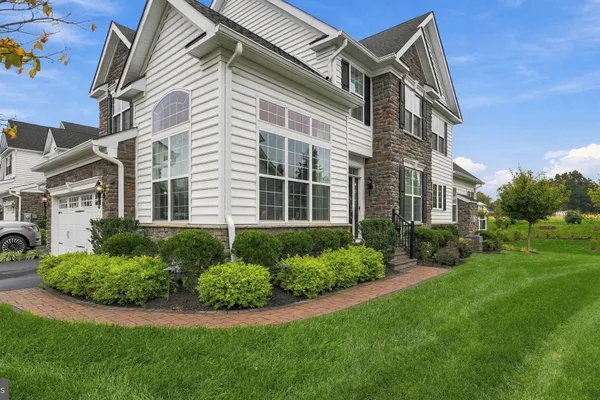 65 LAVENDER DR
