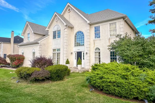 2059 DAWN LN
