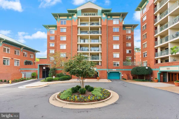 545 BRADDOCK RD 204