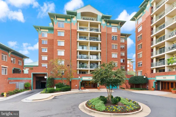 545 BRADDOCK RD 204